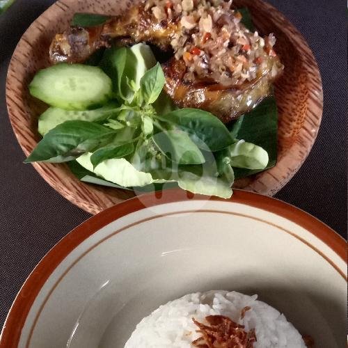 Ayam Bakar Sambel Matah Plus Nasi Putih menu Nasi Ayam Khas Bali ,Buk Putra, Canggu Raya