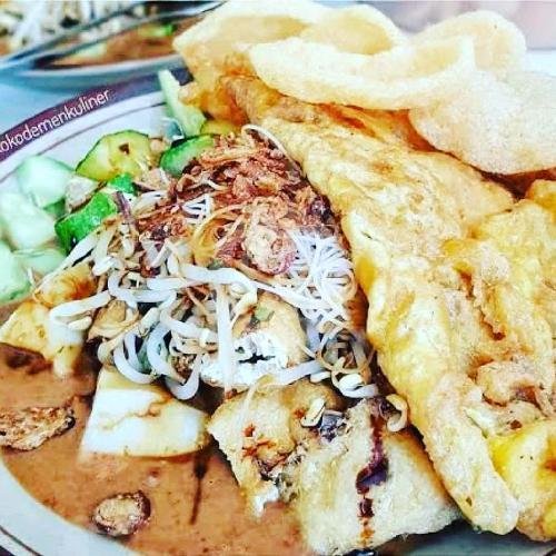 Ketoprak Telor Dadar Tahu menu Ketoprak & Ketupat Sayur Minang, Denpasar