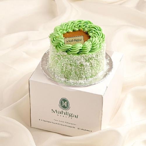 Mini Klepon Pandan Cake menu Mahligai Bakery, Renon
