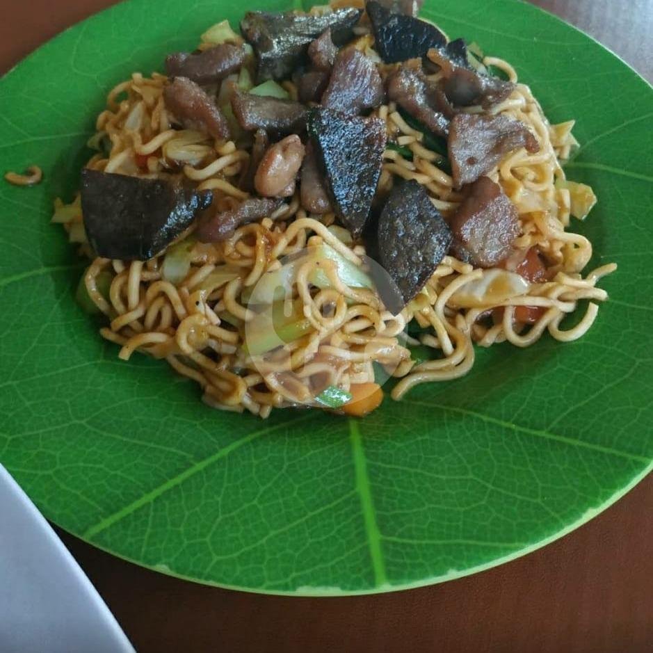 Mie Goreng menu Warung Amla, Diponegoro
