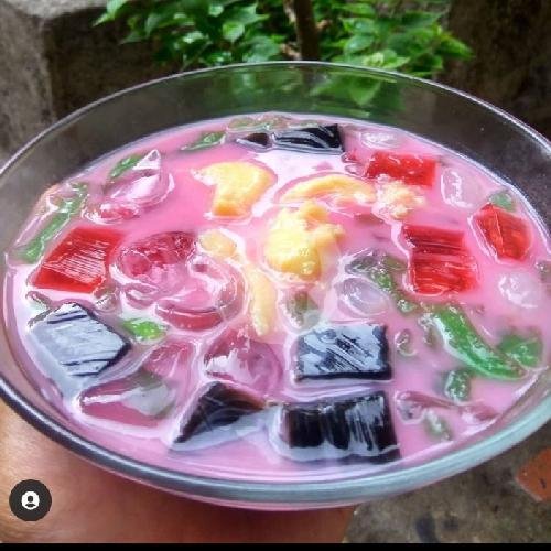Warung Rujak Ambengan: A Must-Visit Brunch Spot in Bali