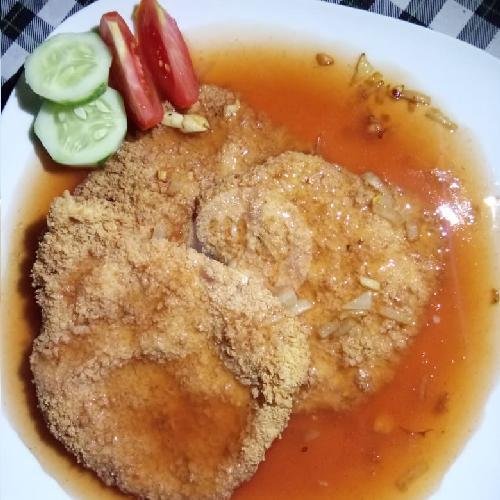 Bistik Babi menu Warung Made Gandapura