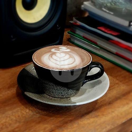 Hot Signature Choco menu Neli Coffee, RENON