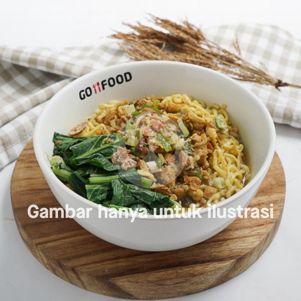 Mie Kuah Ayam menu Nasi Goreng Khas Jakarta Bu Dennis, Semer Raya