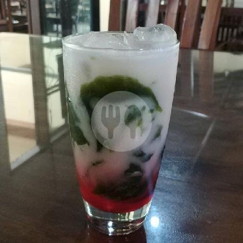 Es Daluman Gula Es menu Warung Rujak Tude, Gunung Lebah