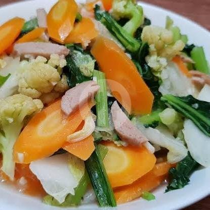 Capcay Ayam + Nasi Putih ( Stir Fried Vegetable Mixed With Chicken ) menu Warung Curhat, Jimbaran