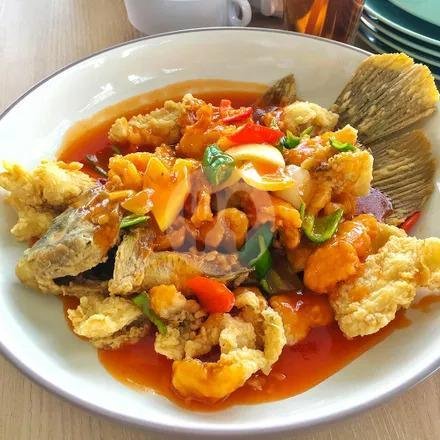 Gurame Asam Manis menu Kedai Gami Ayam, Kuta Utara, Kerobokan, Bali