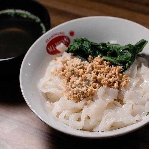 Kwetiaw Ayam menu Mie Bandung, Sesetan