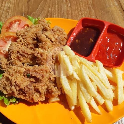 Chicken Crispy + Kentang menu Ayam Bakar Ayam Kremes Kedai 007, Padangsambian