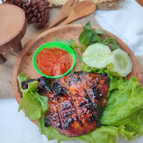 Ayam Bakar Tiga Putra Tanpa Nasi menu Ayam Bakar Tiga Putra, Pemecutan