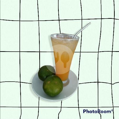 Es Jeruk Peras menu Warung Pande Vegan