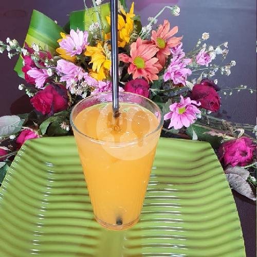 Es Jeruk menu Warung Be Genyol Men Nana, Denpasar