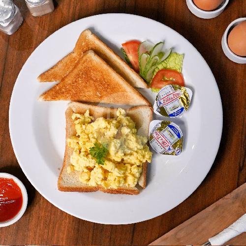 Scramble Egg With Toast menu Brown Table