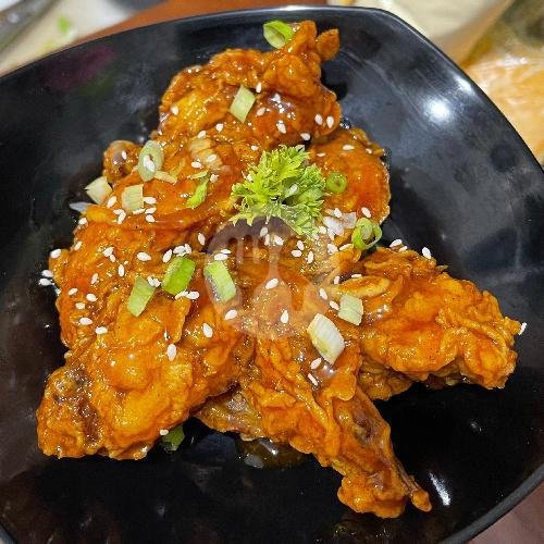 Spicy Chicken Wings menu HEROIC COFFEE & GRILL