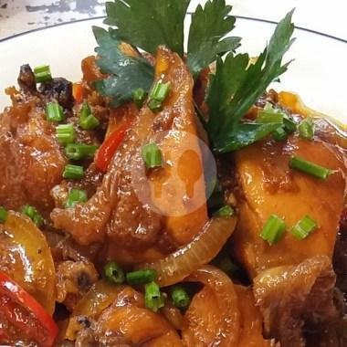 Ayam Saus Tiram menu Lalapan Mbak Itin, Ahmad Yani