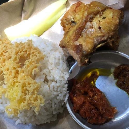 Ayam Kremes menu Warung Geprek Lv, Dalung Permai, Badung