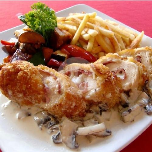 Chicken Cordon Bleu menu Warung Mamma, Legian