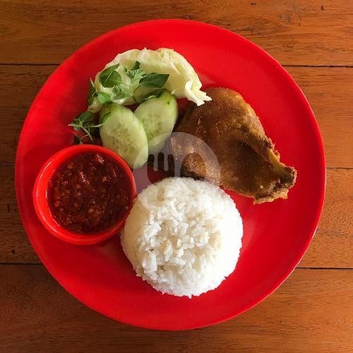 Nasi + Bebek Goreng menu Banyuwangi Echo, Canggu Raya