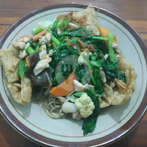 Pangsit Mie Goreng menu Warung Aneka Rasa, Denpasar