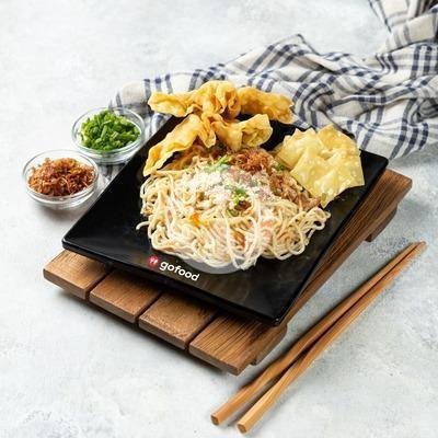 Mie Hompimpa menu Mie Gacoan, Tabanan