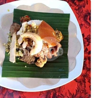 Paket 2 menu Warung Wenten Babi Guling, Batubulan