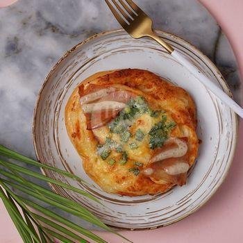 Smoked Chicken Floss menu ALL DAY BREAD, jl dewi sri no 23