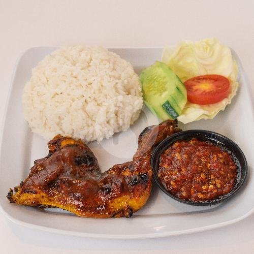 Ayam Bakar Tulang Lunak Bumbu BBQ + Nasi menu Ayam Tulang Lunak Bu Lik, Imam Bonjol