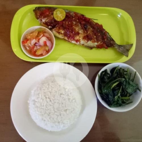 Paket Tude oci Bakar menu Dapur Manado Pe Sedap Skali, Tukad Badung