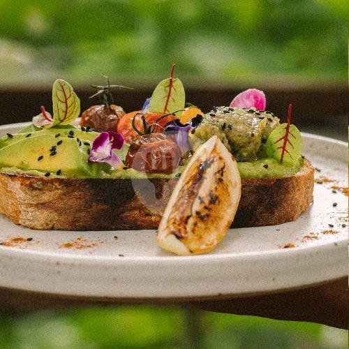 Sliced Avocado On Toast menu Woods, Pererenan