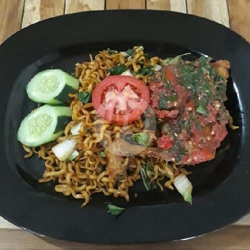 Discover the Hidden Gem: Warung Ramadhan on Jl. Raya Semat