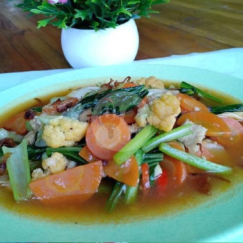 Cap Cai Ayam + Nasi menu Warung Bu Raesa, Lebak Sari