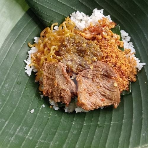 Nasi Jinggo Sapi menu Nasi Jinggo Pak Komang