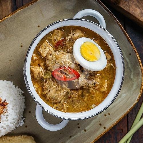 Opor Ayam menu Waroeng Bernadette