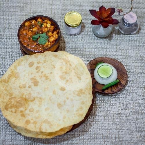 Cholle  Bhatore menu Kebabs & Kurries Nusa Dua Indian Delicacies at Best, Pratama