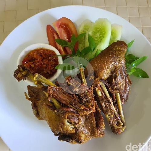 Bebek Goreng (Tanpa Nasi) menu Lalapan Den Bagus, Kuta