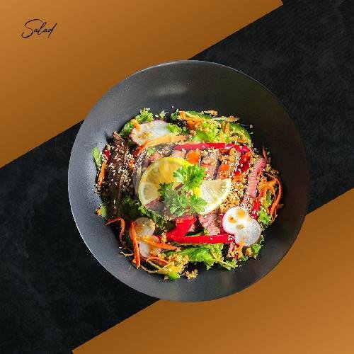 Thai Beef Salad menu Eighteen Coffee Bali, Kuta Selatan, Benoa