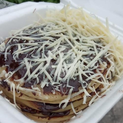 Pancake Coklat Keju menu Pancake Pinggiran, Denpasar