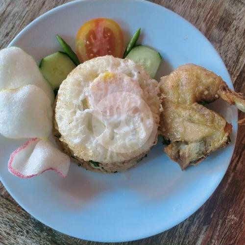 Nasi Goreng Ayam + ayam Goreng menu Gembull Nasi Goreng, Seminyak
