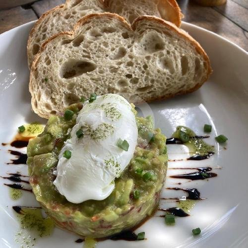 Avocado Tartar menu 7 Islands Bakery & Cafe, Pantai Berawa