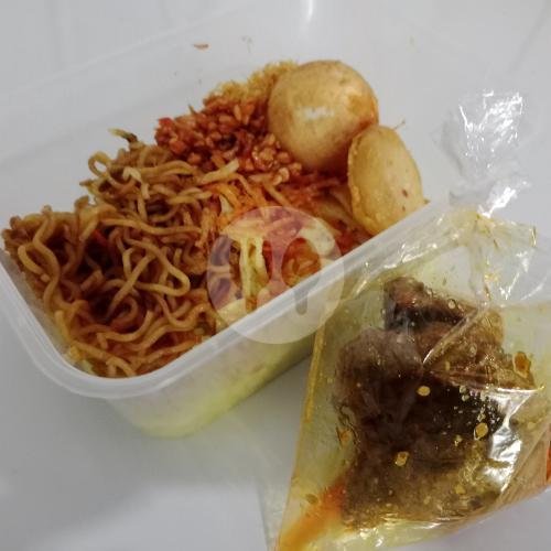 Nasi Kuning Sapi Lunch Box menu Kuliner Angel Amber, Taman Griya