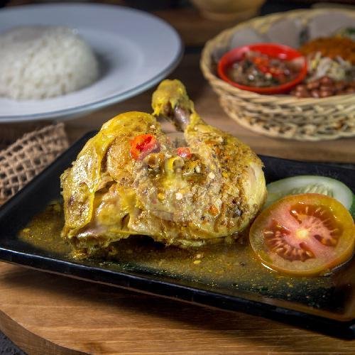 Paket Ayam Betutu menu Warung Be Pasih, Pemuda