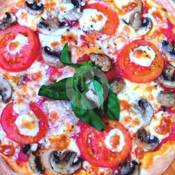 Mushroom Tomato (V) menu Pizza Story, Dalung