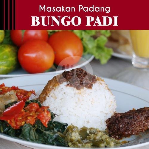 Paket Nasi Rendang dan Es Teh menu Rumah Makan Padang Bungo Padi, Canggu