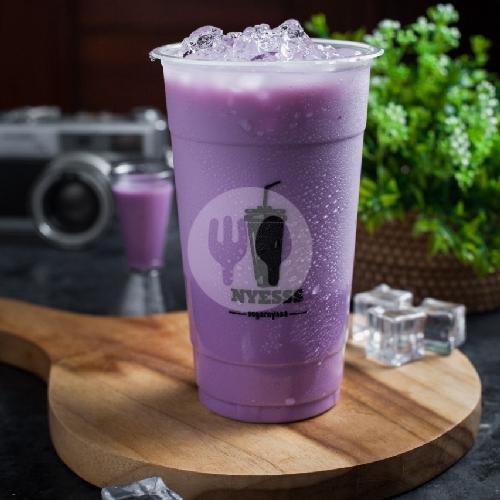 Taro menu Nyesss, Denpasar