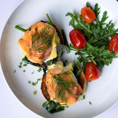 Eggs Florentine menu 7 Islands Bakery & Cafe, Pantai Berawa