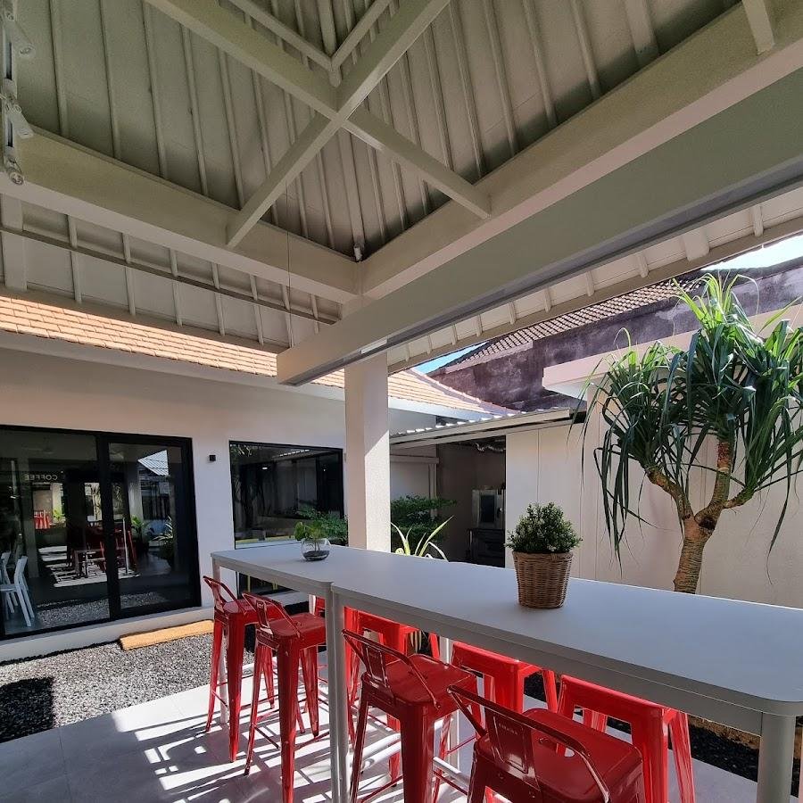 Bettybake Bakery & Coffee, Sanur
