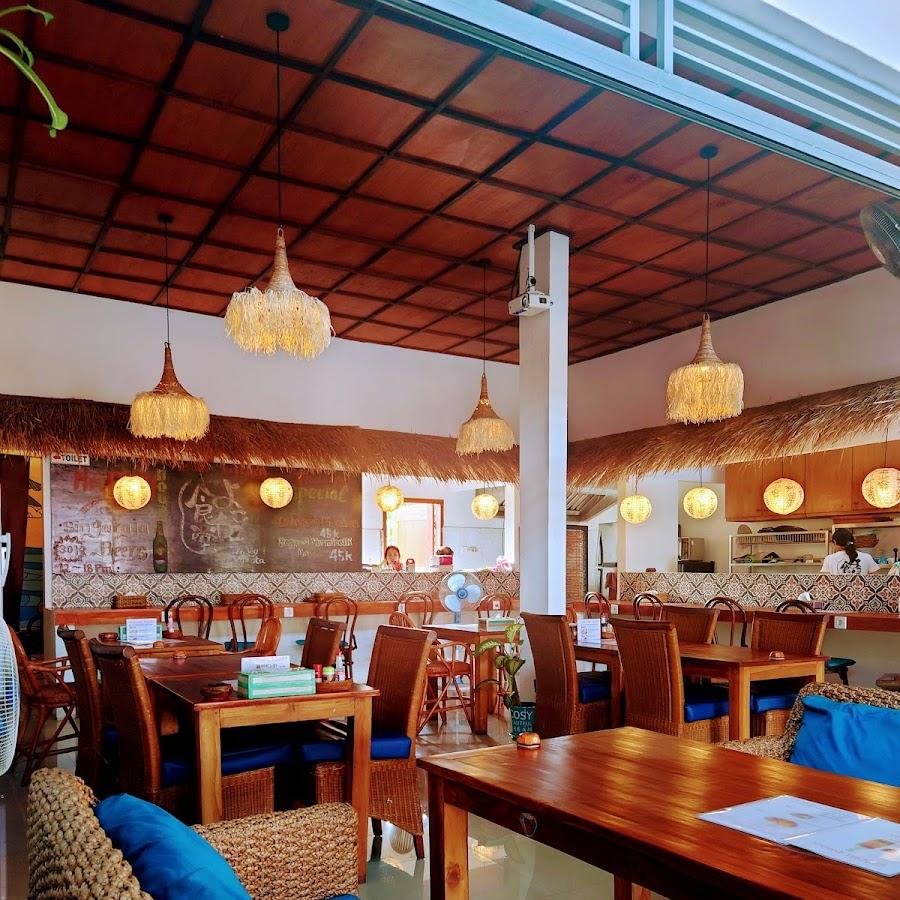Warung Yokota, Batur Sari
