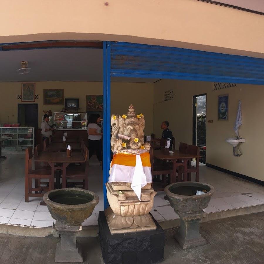 Warung Mertanadi, Tukad Yeh Aya
