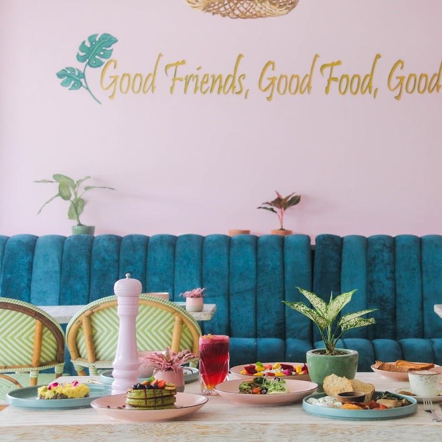 Coffee Shop Berawa, Pantai Berawa
