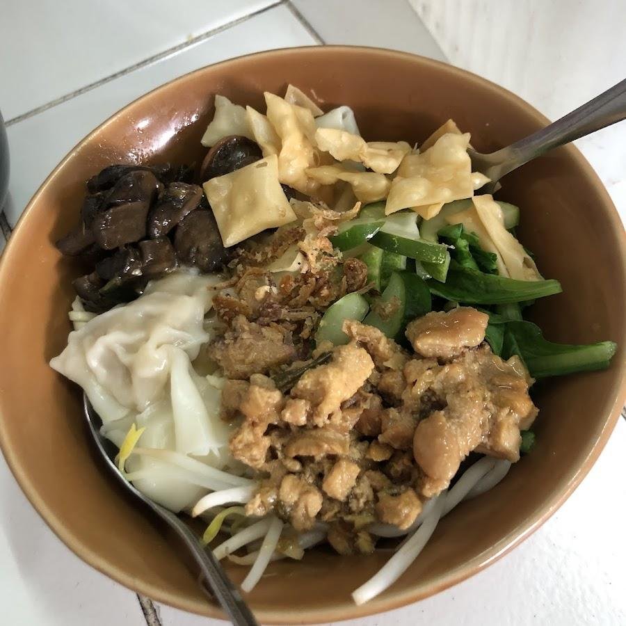 Hoki Mie, Batur Raya